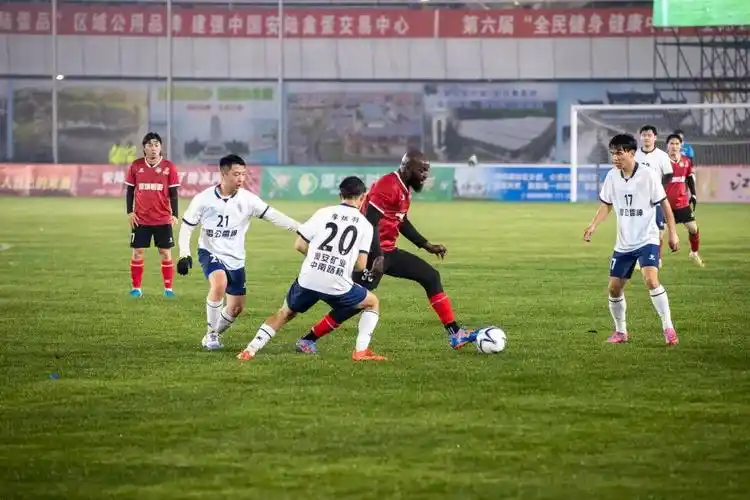 比利时甲级联赛：亨克 VS 安德莱赫特